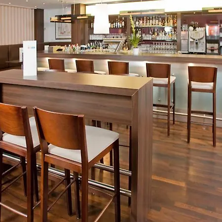 Mercure Am Friedensplatz Hotel 4*