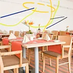 Mercure Am Friedensplatz 4*