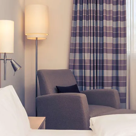 Mercure Am Friedensplatz מלון 4*