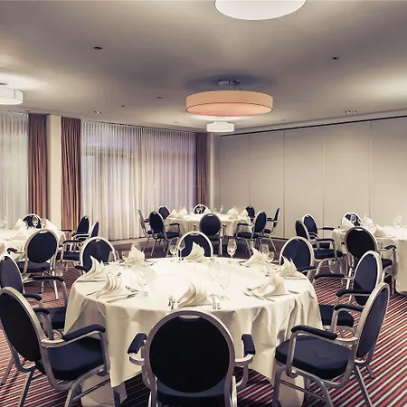 Mercure Am Friedensplatz 4*