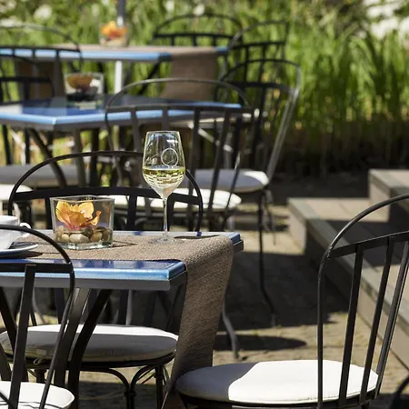Hotel Mercure Am Friedensplatz 4*