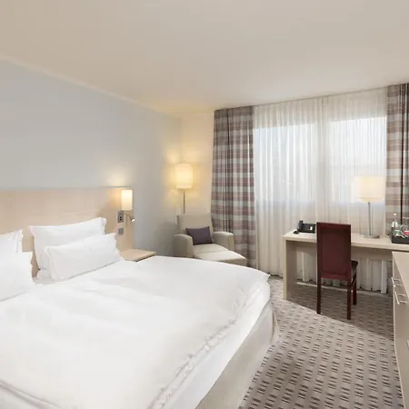 מלון Mercure Am Friedensplatz מאנהיים