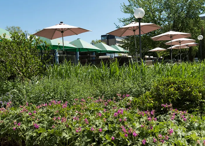 Mercure Am Friedensplatz 4*