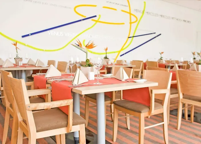 Mercure Am Friedensplatz 4*